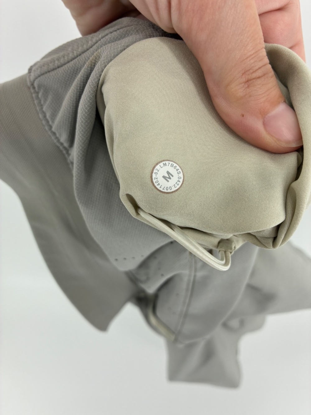 Lululemon Men’s Grey Athletic Shorts Athleisure Sporty - Picture 12 of 14